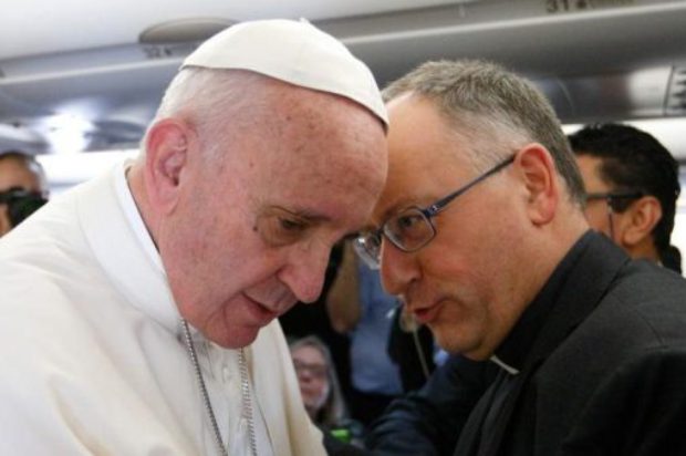 El nuevo libro de Antonio Spadaro sobre el papa Francisco: una obra intervenida